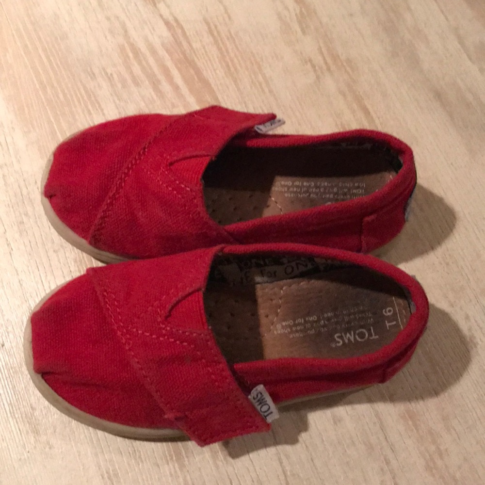 Tom’s Shoes for Toddler